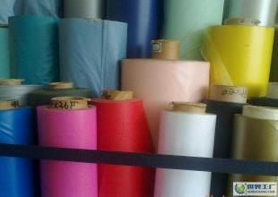 PVC環(huán)保膜、Q紋、玻璃絲在化妝品手袋及箱包中的橡膠塑料應(yīng)用