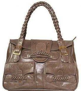 箱包市場(chǎng)發(fā)展趨勢(shì)與箱包網(wǎng)店代理模式探析