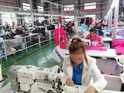 衣暖人心，黔南州鄉(xiāng)村振興局織就鄉(xiāng)村發(fā)展新畫卷